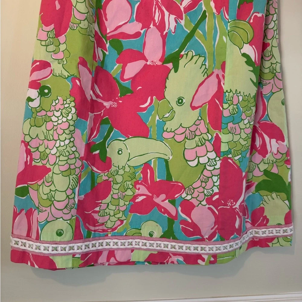 Vintage Lilly Pulitzer Cotton Dress in a Pink Green Floral/Parrot Pattern Size 0 - Picture 5 of 11